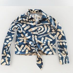 Blue and Cream Patterned Button-Up Shirt